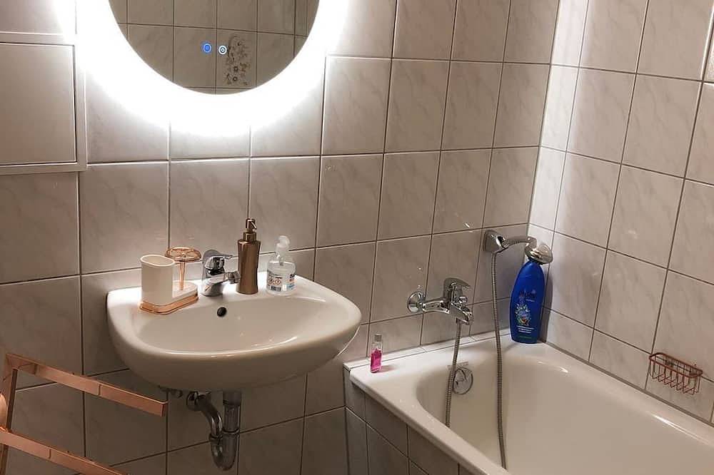 Ganze Wohnung, Ferienwohnung 4 \"Pfau\" - Villa Hainberg in Neuhausen/Erzgebirge, Chemnitz und Umgebung