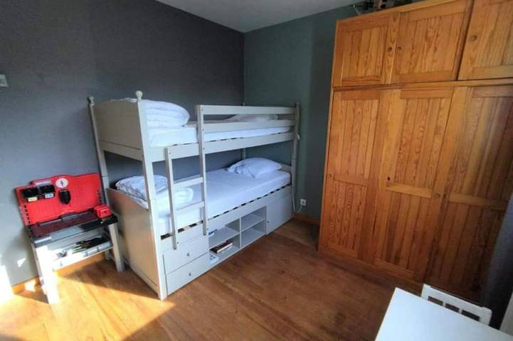Maison Bord De Mer 3 Chambres Avec Jardin Et Cuisine Exterieure in Les Sables-d'Olonne, Vendée