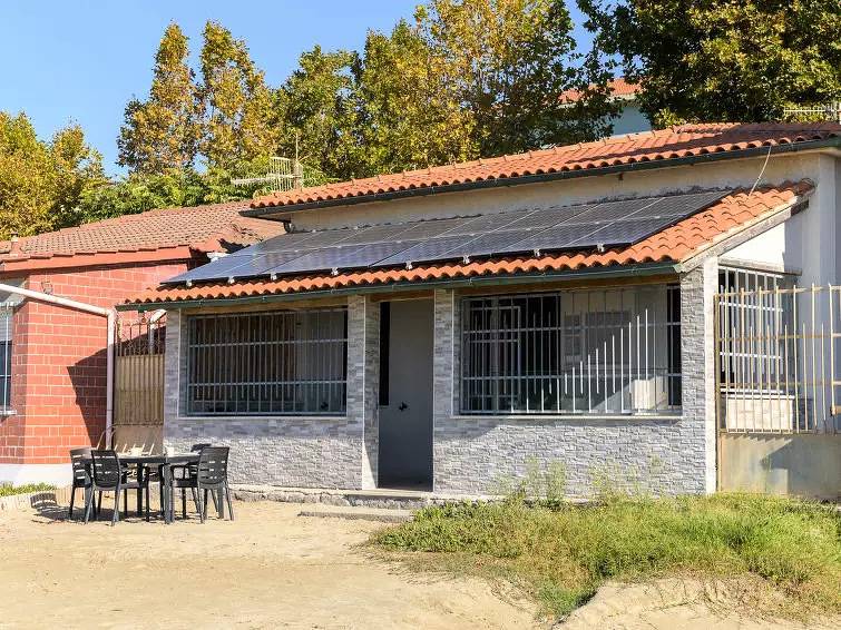 6 personas in Follonica, Costa Etrusca