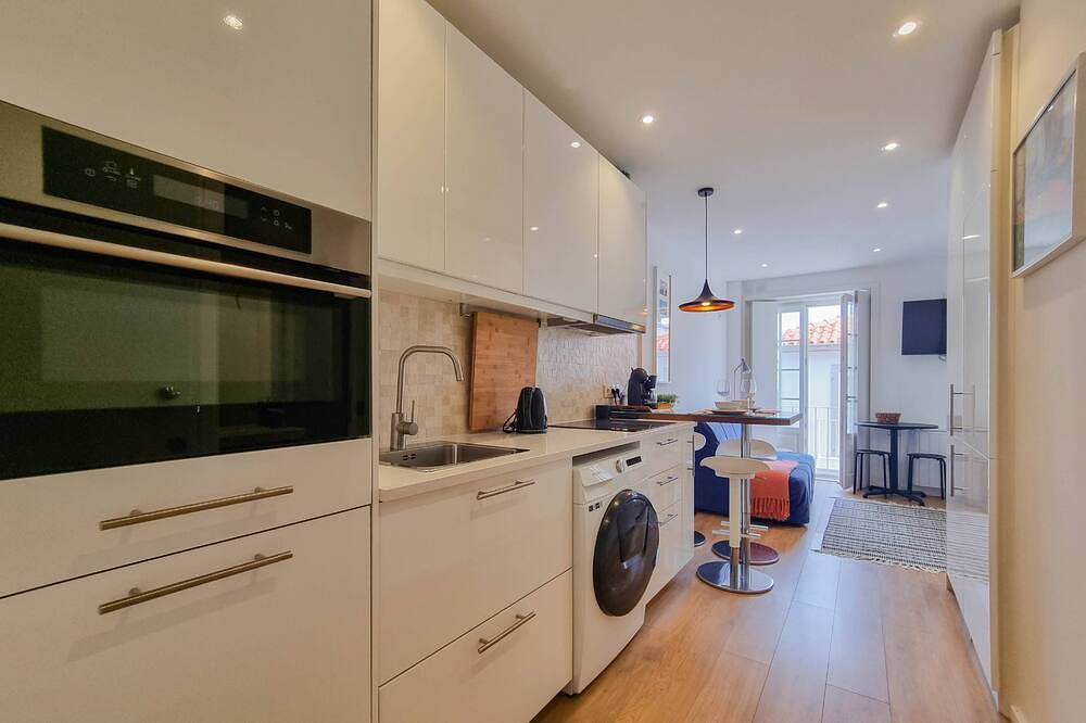Entire apartment, Sam - Studio Apartment Monserrate in Viana do Castelo, Viana do Castelo District
