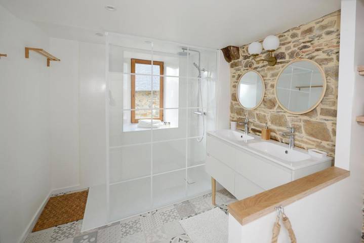 Location de vacances pour 4 personnes, avec vue et jardin à Saint-Senoux - 4