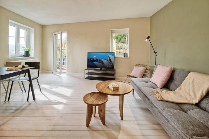 Ferienwohnung für 2 Personen, mit Sauna und Ausblick sowie Terrasse in Ürzig - 2