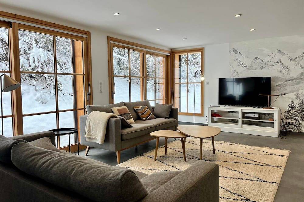 Luxury chalet with parking in Sixt-Fer-à-Cheval in Sixt-Fer-à-Cheval, Bonneville region