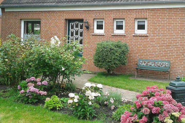 Ferienhaus für 4 Personen, mit Terrasse und Garten