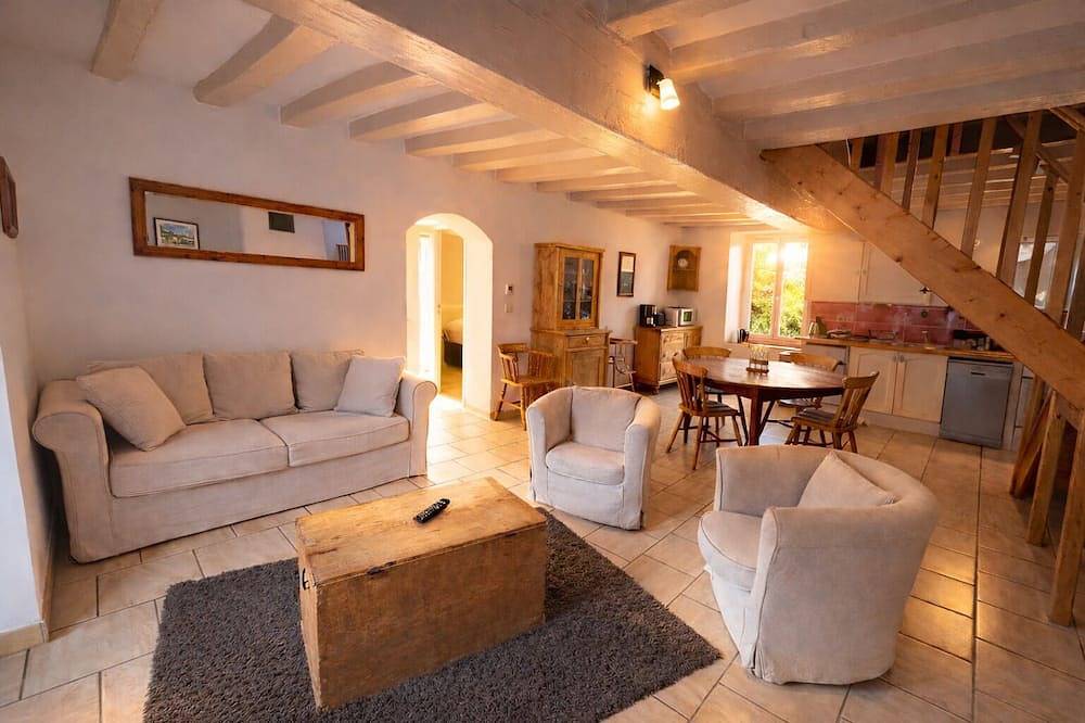 Gîte  les levés à 3km de Guedelon in Moutiers-en-Puisaye, Région d'Auxerre