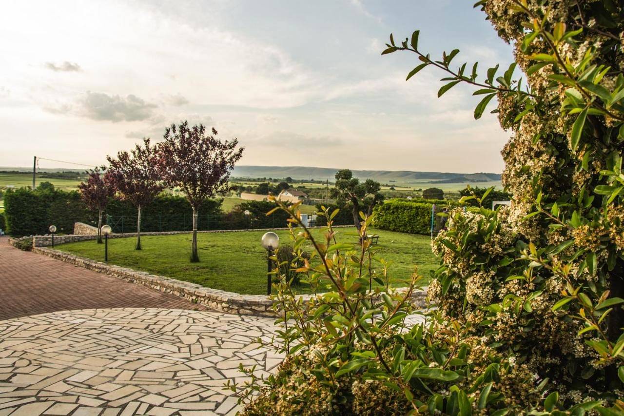 Double Room with Private Bathroom in Gravina in Puglia, Parco nazionale dell'Alta Murgia