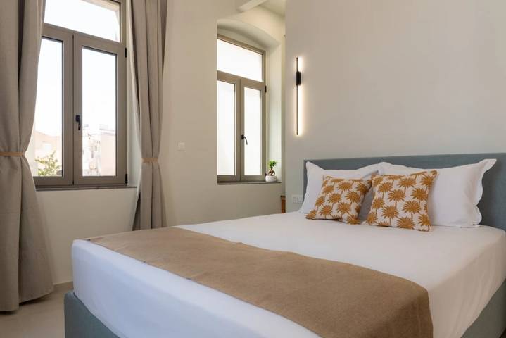 Villa 'Gioma Luxury' with Mountain View, Wi-Fi and Air Conditioning in Almyros Beach (Agios Nikolaos), Lasithi