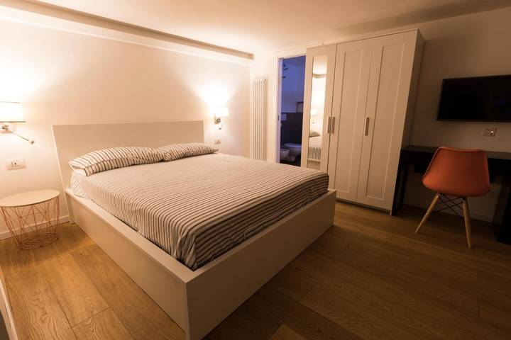 Ferienwohnung für 3 Personen, mit Balkon in Neapel - 2