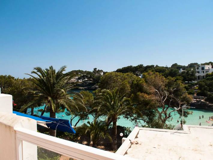 Ferienwohnung für 4 Personen, mit Balkon und Garten sowie Pool in Cala d'Or