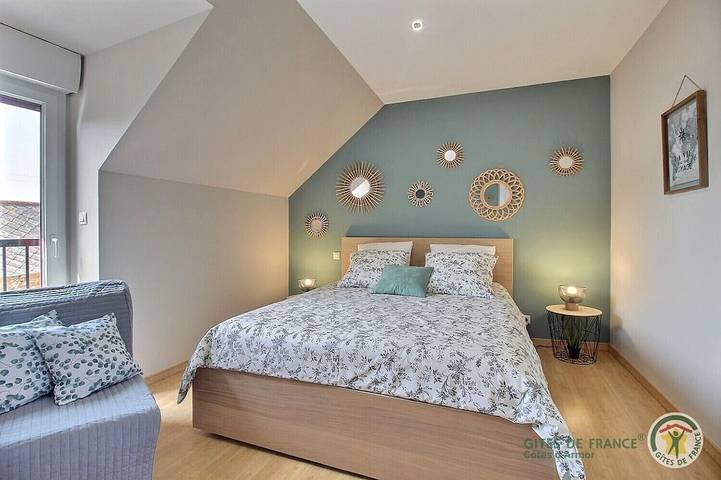 Location de vacances pour 2 personnes, avec terrasse à Pléguien - 2