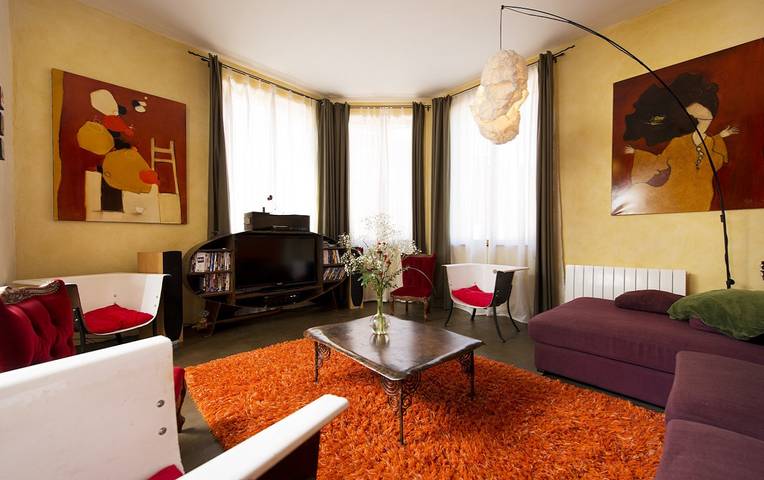 Gîte pour 30 personnes, avec balcon et jardin à Saint-Sauveur-en-Puisaye - 2