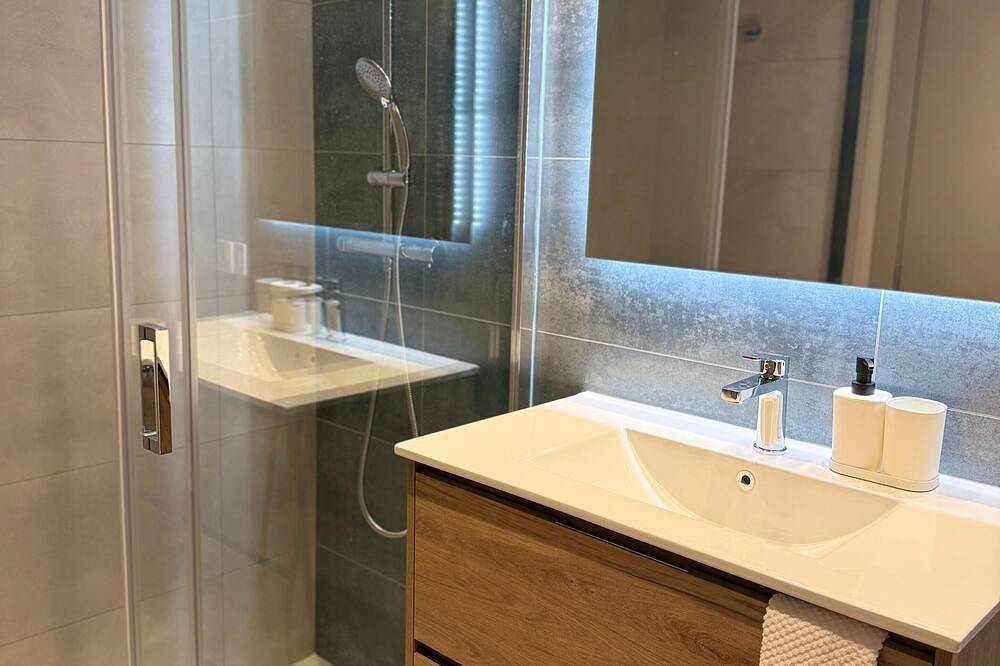 Entire apartment, Modern New Perfect enjoy Madrid. in Madrid, Madrid Province
