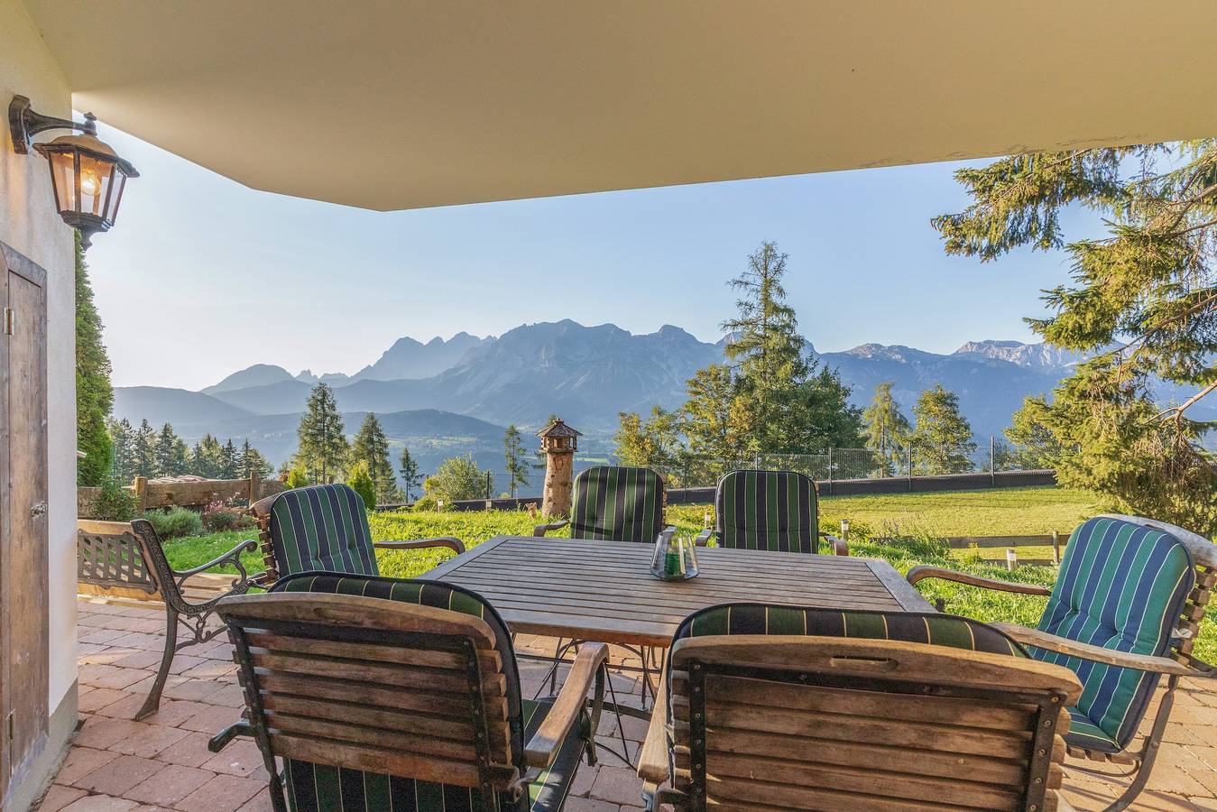 Ganze Wohnung, Apartment „Schladming Planai Mitte“ auf 1350 Meter, privater Terrasse und Wlan in Rohrmoos, Schladming-Dachstein
