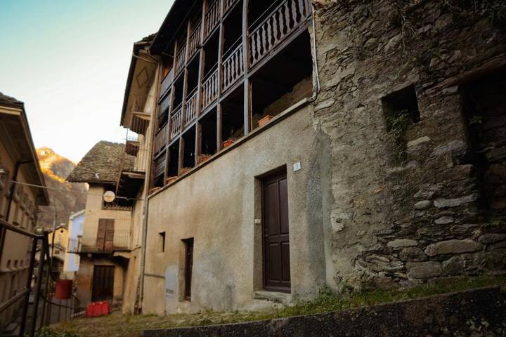 Gîte pour 6 personnes, avec vue et terrasse à Campertogno - 4
