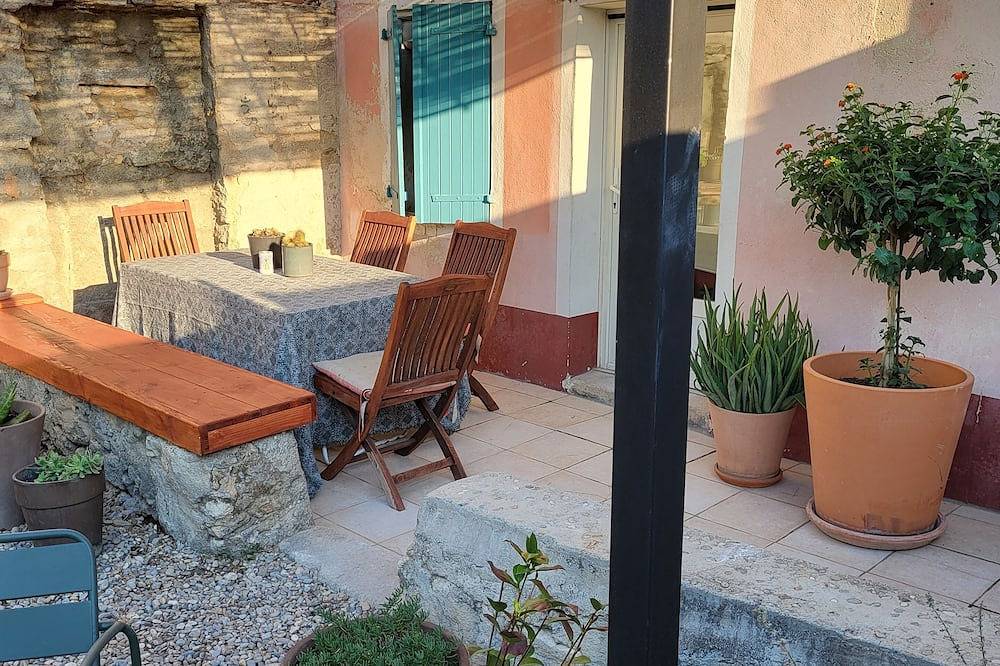 Maison de Ville au Pied du Mont Ventoux in Carpentras, Parc naturel régional du Mont-Ventoux
