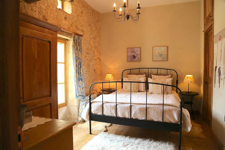 Gîte pour 2 personnes, avec jacuzzi ainsi que jardin et terrasse à Villamblard - 2