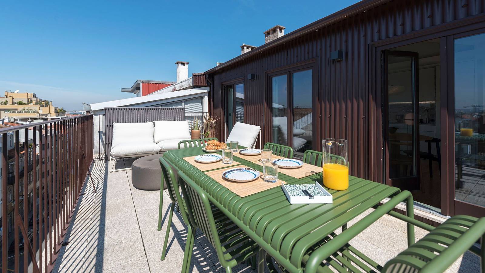 Geheel appartement, Vakantieappartement voor 4 personen met balkon in Cedofeita, Porto