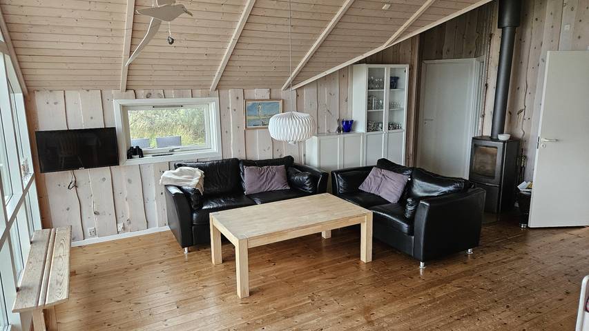 Ferienhaus mit Meerblick und Strand am Haus in Dråby Strand, Ebeltoft