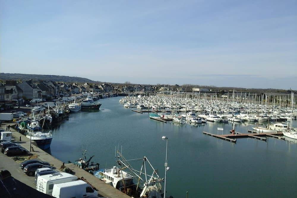 Appartement entier, Appartement blue bay classé 3 étoiles clevacances sur le port  en centre in Saint-Vaast-la-Hougue, Région de Cherbourg