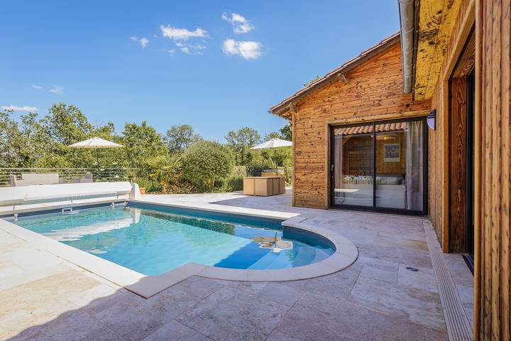 Gîte pour 8 personnes, avec jacuzzi et piscine à Condat-sur-Vézère - 4