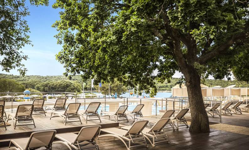 Camping für 4 Personen, mit Terrasse und Pool in Rovinj - 2