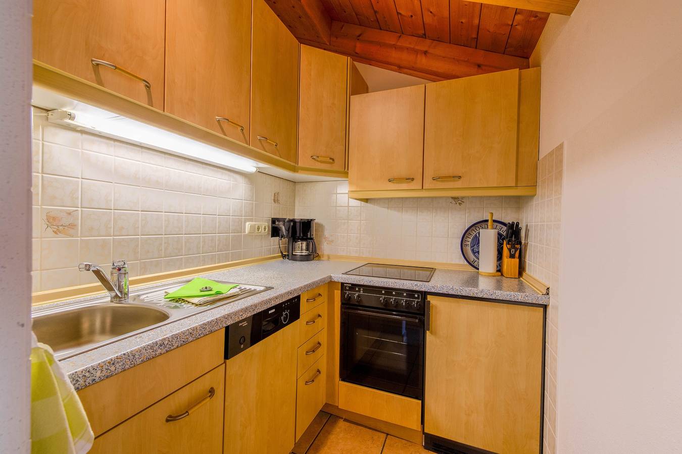Ganze Wohnung, Charmante Ferienwohnung "Petrushof Vogelspitz" mit Bergblick, Wlan, Balkon in Oberwössen, Unterwössen