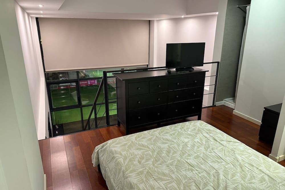 Entire apartment, Charming Loft in San Sebastián de los Reyes with Padel Court and Pool in San Sebastián de los Reyes, Madrid Province