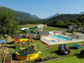 Camping für 4 Personen, mit Kinderpool in Pyrenäen