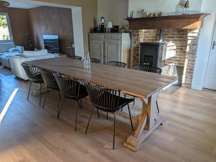 Location de vacances pour 12 personnes, avec jardin, animaux acceptés dans La Neuville-aux-Joûtes - 2