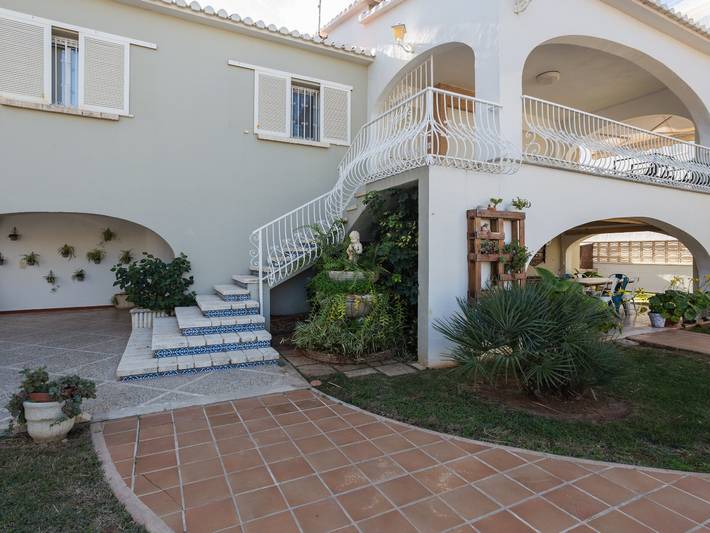 Villa pour 11 personnes, avec jardin et terrasse à Dénia - 2