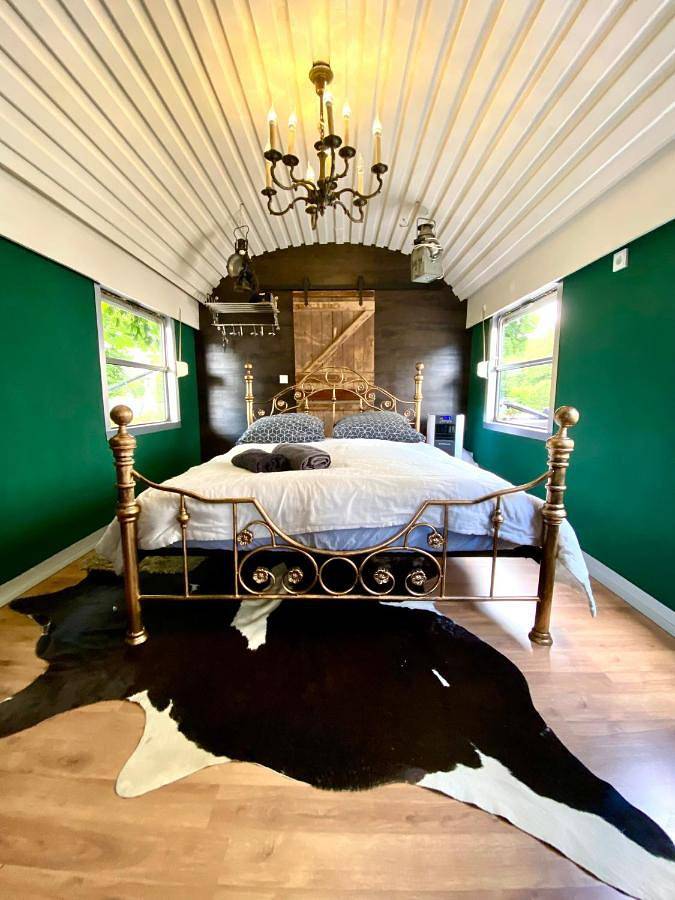 Ferienhaus für 2 Personen, mit Whirlpool und Terrasse sowie Garten in Dahlem