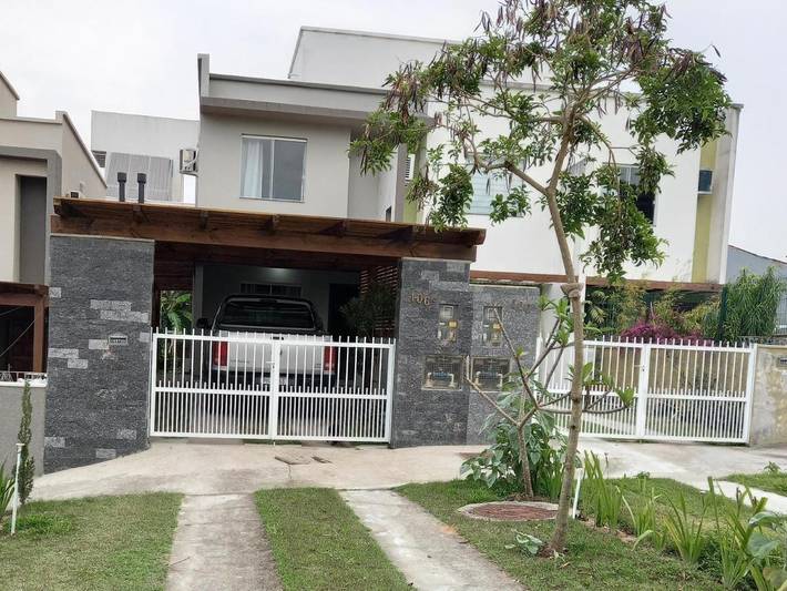 Casas e apartamentos de temporada para 3 pessoas, com terraço e vista, com animais de estimação em Capivari