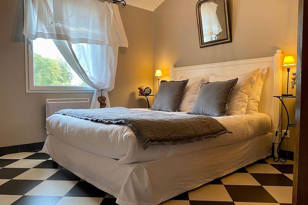 Casa rural encantadora con piscina climatizada y Wifi - 2 habitaciones in Château-Thébaud, Nantes region