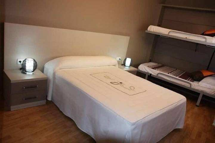 Casa Miralrio pour 2 + 2 personnes in Milagro, Province de Navarra