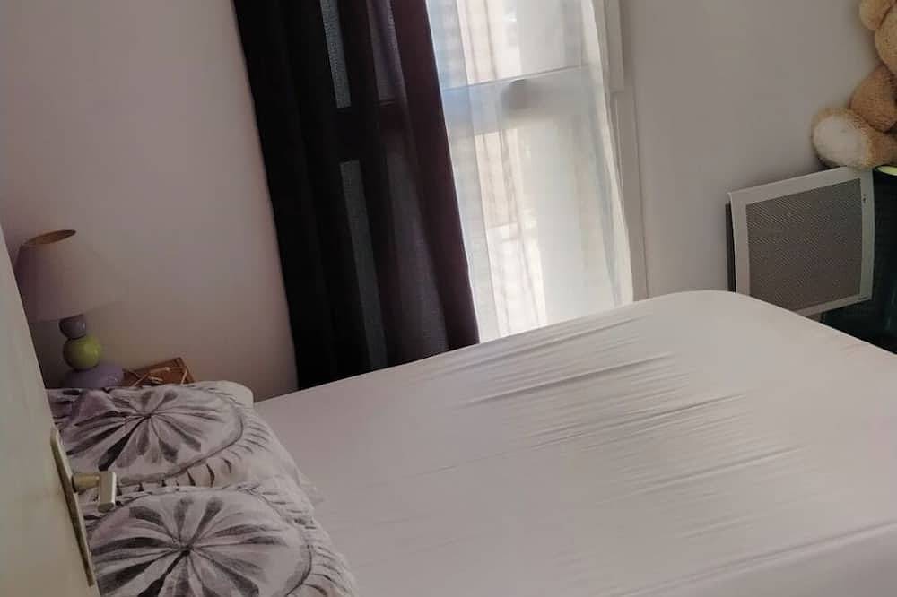Appartement entier, . Spacieux appartement 3 chambres – Calme, plage proche in Ajaccio, Golfe D'Ajaccio