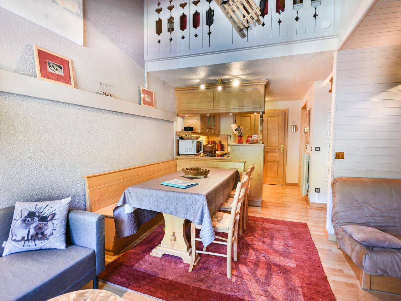 Entire apartment, Charming Apartment Near Slopes and Village Center - Up to 5 Guests in Les Gets, Les Portes du Soleil