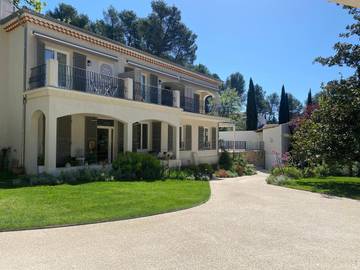 Maison d’hôte pour 2 personnes, avec sauna et piscine ainsi que jardin et vue à Saint-Marc-Jaumegarde