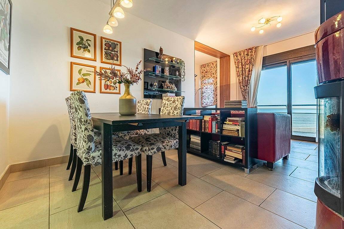 Ganze Wohnung, Apartment 'Seaside Luxury Solarium' mit Meerblick, Wlan und Klimaanlage in Montroig Bahia, Mont-roig del Camp