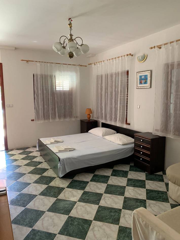 Ferienwohnung für 6 Personen, mit Garten, mit Haustier in Razanac - 4