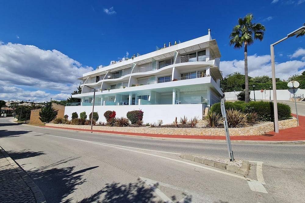 Apartment for 4 People in Quinta do Lago, Praia do Ancão