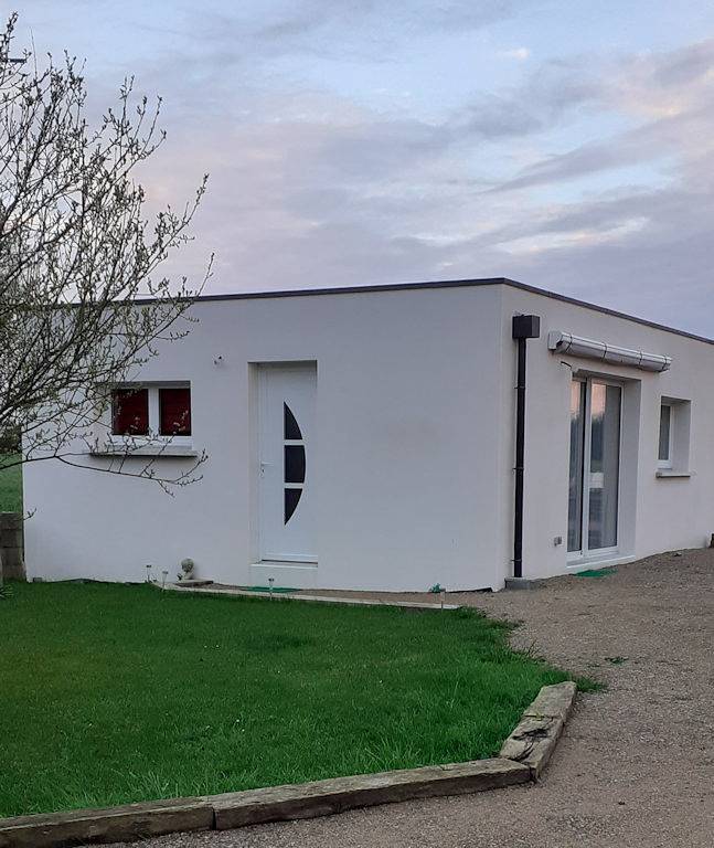 Gîte pour 4 personnes, avec jardin à Ploudalmézeau - 2