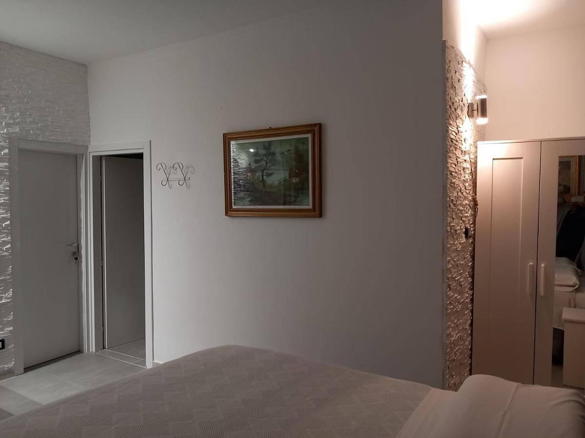 Double Room with Private Bathroom in Ravenne, Province de Ravenne
