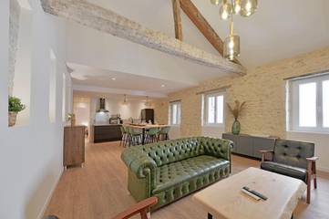 Gîte pour 6 personnes, avec terrasse dans Office De Tourisme D Avignon