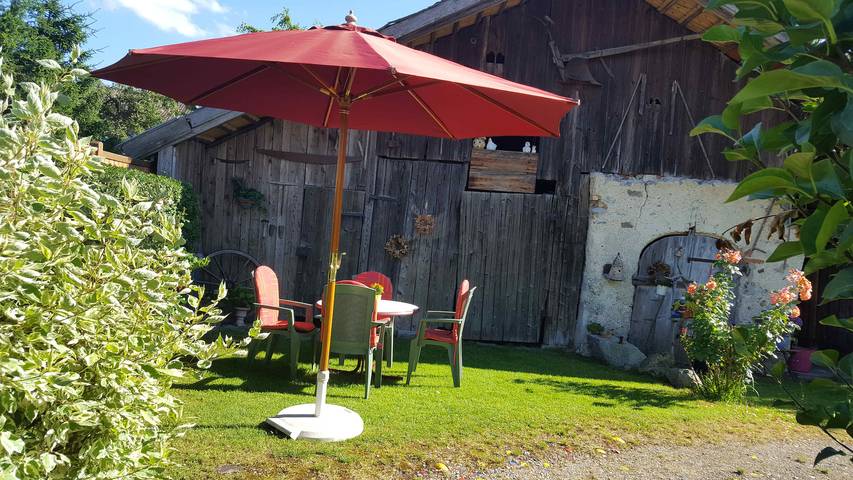 Ganze Ferienwohnung, Haus Seehuber - Familienfreundliche Ferienwohnung in zentraler Lage in Truchtlaching, Seebruck