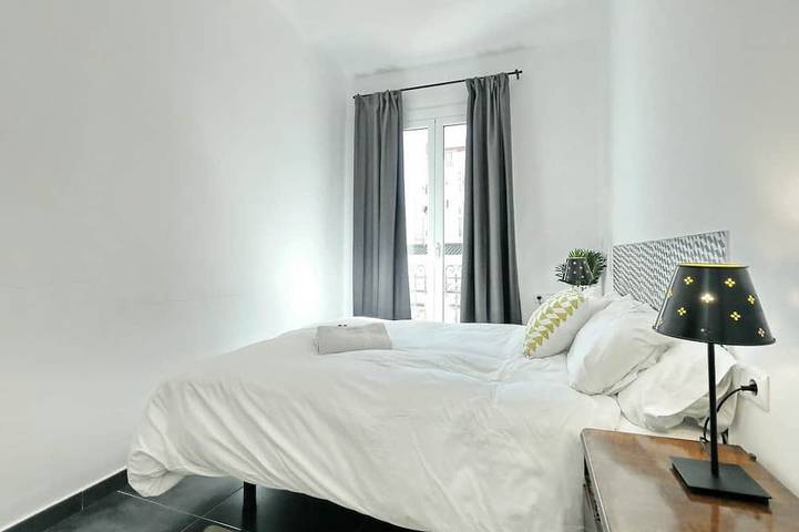 Appartement entier, Casa Nanit Apt A à proximité du Camp Nou in Hospitalet de Llobregat, L'Hospitalet de Llobregat