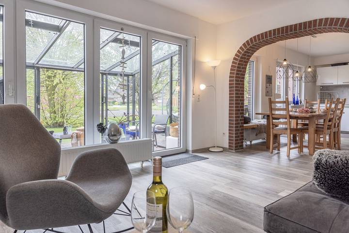 Ferienwohnung für 6 Personen, mit Terrasse und Garten in Carolinensiel