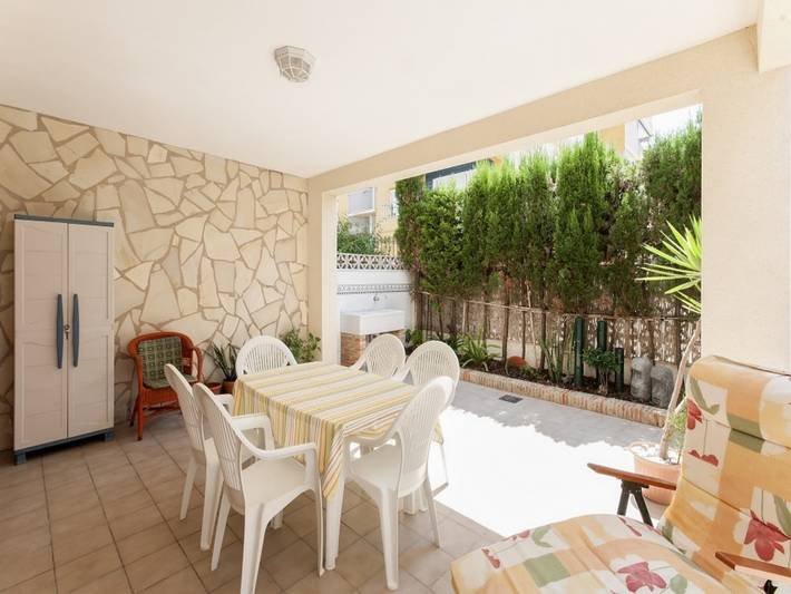 Ferienwohnung für 7 Personen, mit Terrasse in Oliva