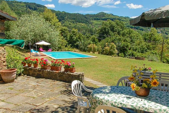 Villa for 9 people, with terrace and garden, with pets - 1