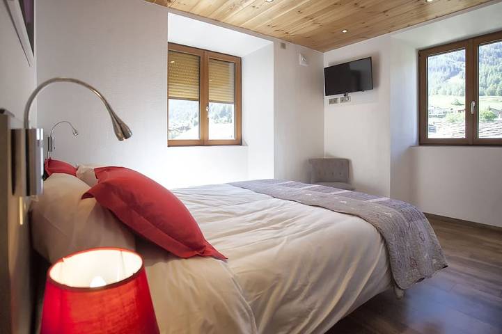 Location de vacances pour 9 personnes, avec terrasse dans Office De Tourisme De Val Cenis Lanslevillard - 2