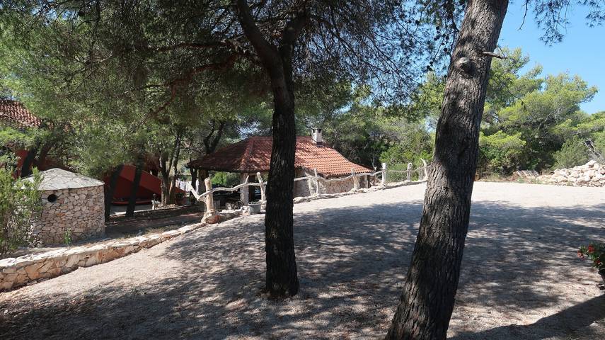 Ganze Wohnung, 2-Zimmer-Ferienwohnung mit Terrasse Loviste, Peljesac A-22220-a in Dubrovnik-Neretva